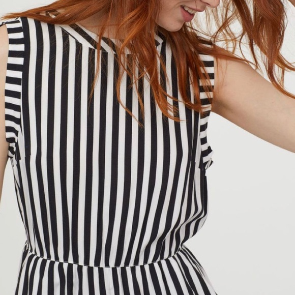 H&M Pants - H&M Black and White Striped Romper - Size 4